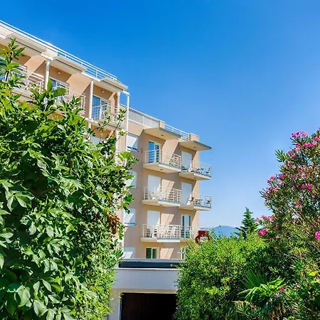Modernes Nur 90 Meter Zum Mit Meerblick, Tiefgarage, Klima Appartement