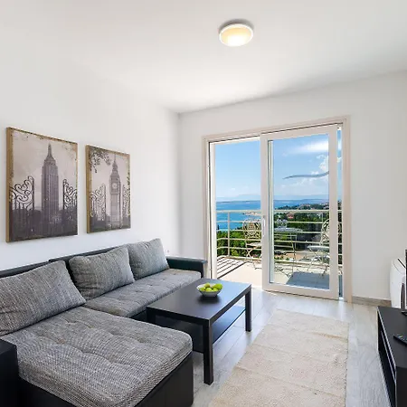 Modernes Nur 90 Meter Zum Mit Meerblick, Tiefgarage, Klima * Crikvenica