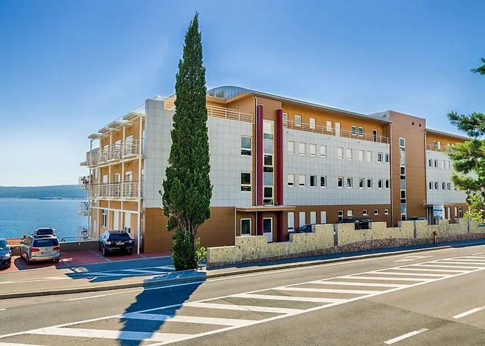 Daire Modernes Nur 90 Meter Zum Mit Meerblick, Tiefgarage, Klima Crikvenica